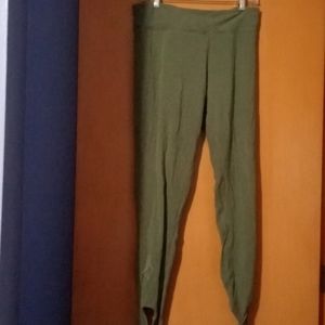 Victorias sport green leggings